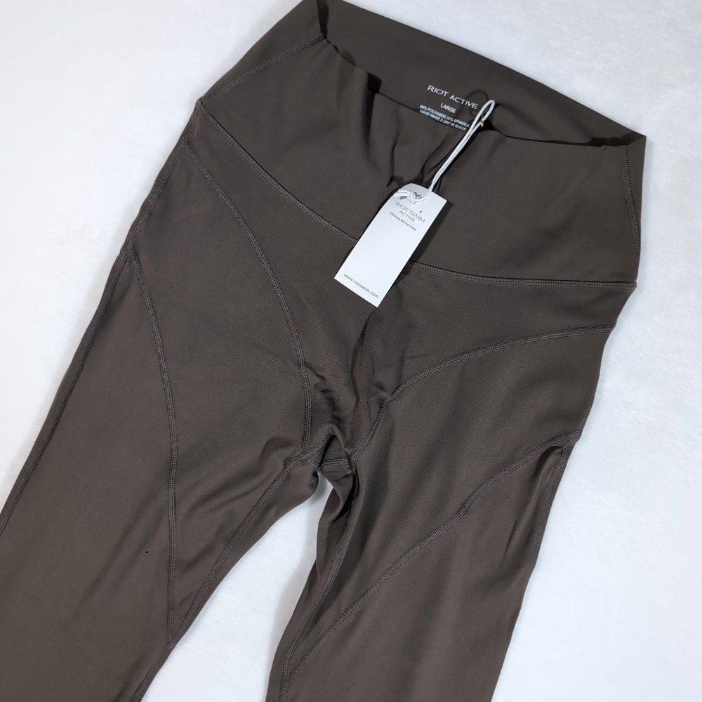 New Riot Swim Active Contour Leggings‎ Womens Large Brown High Rise NWT